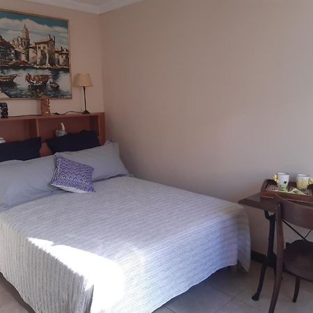 Agreable Chambre D'Hote A 50M De La Mer 戛纳 外观 照片